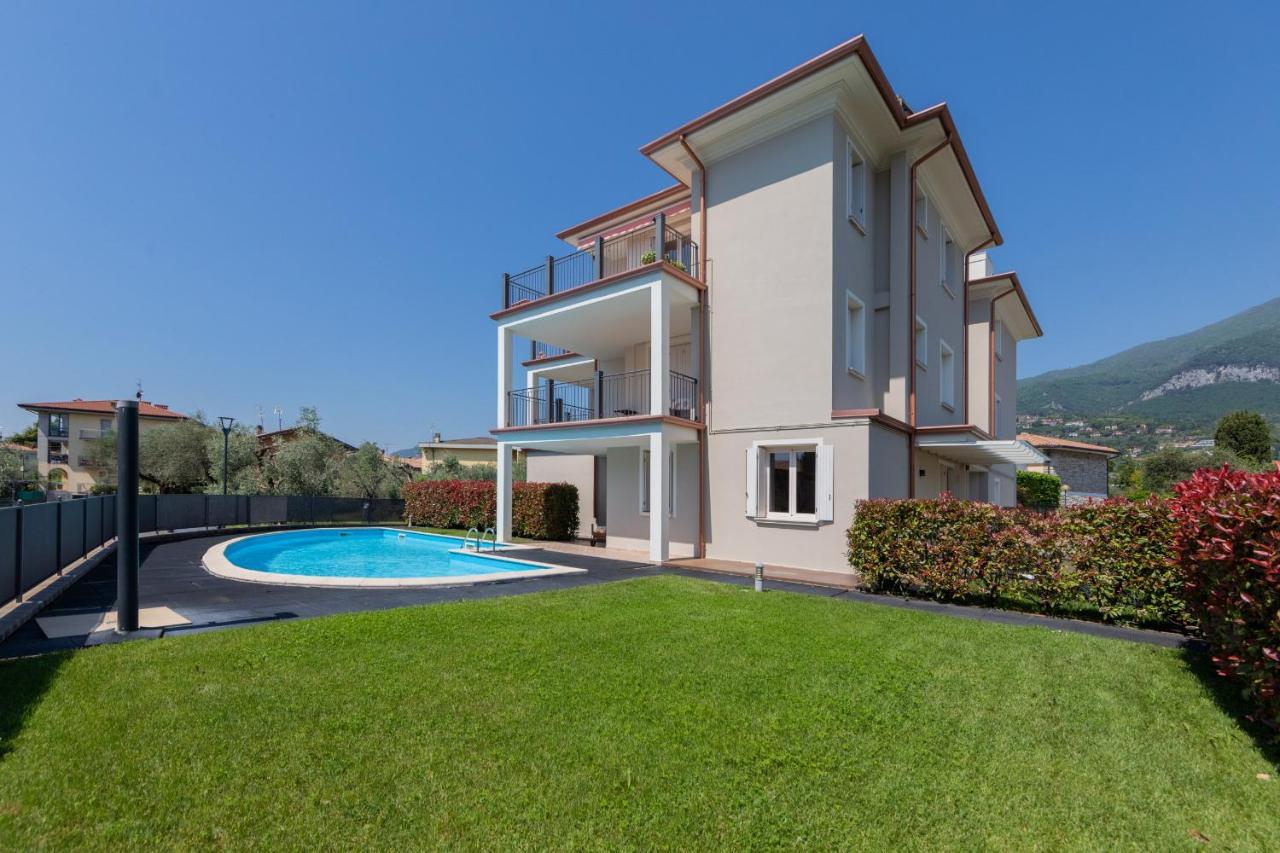 טוסקולנו מדרנו Appartamento In Villa Beatrice Pt7 By Wonderful Italy מראה חיצוני תמונה